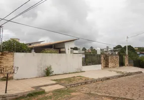 Foto 1 de Casa com 4 Quartos à venda, 398m² em Candelária, Natal