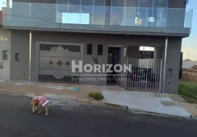 Foto 1 de Sobrado com 4 Quartos à venda, 218m² em Jardim Silvestre, Bauru