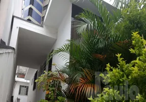 Foto 1 de Casa com 3 Quartos à venda, 213m² em Vila Bastos, Santo André