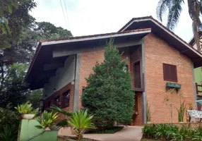 Foto 1 de Sobrado com 3 Quartos à venda, 280m² em Caraguata, Mairiporã