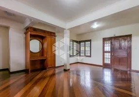 Foto 1 de Casa com 4 Quartos à venda, 256m² em Chácara das Pedras, Porto Alegre
