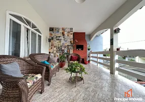 Foto 1 de Casa com 3 Quartos à venda, 264m² em Nova Brasília, Joinville