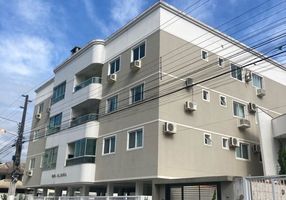 Foto 1 de Apartamento com 3 Quartos à venda, 87m² em Centro, Camboriú