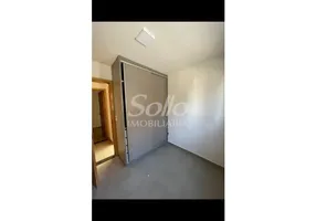 Foto 1 de Apartamento com 3 Quartos à venda, 68m² em Jardim Veneza, Uberlândia