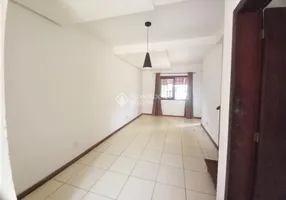 Foto 1 de Casa com 3 Quartos para alugar, 176m² em Espiríto Santo, Porto Alegre