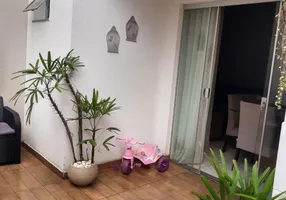 Foto 1 de Apartamento com 2 Quartos à venda, 62m² em Jardim Brasília, Uberlândia