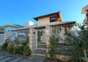 Foto 1 de Casa com 4 Quartos à venda, 264m² em Parque São Jorge, Florianópolis