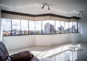 Foto 1 de Cobertura com 3 Quartos à venda, 256m² em Jardim Itú Sabará, Porto Alegre