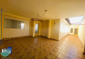 Foto 1 de Casa com 3 Quartos à venda, 192m² em Valentina Figueiredo, Ribeirão Preto