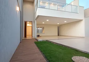 Foto 1 de Casa com 3 Quartos à venda, 179m² em Setor Jaó, Goiânia
