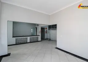 Foto 1 de com 5 Quartos para alugar, 181m² em Centro, Divinópolis
