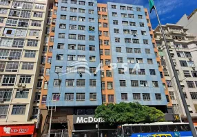 Foto 1 de Apartamento com 2 Quartos para alugar, 74m² em Copacabana, Rio de Janeiro