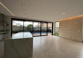 Foto 1 de Casa de Condomínio com 4 Quartos à venda, 295m² em Residencial Goiânia Golfe Clube, Goiânia