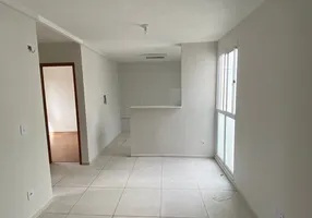 Foto 1 de Apartamento com 2 Quartos à venda, 48m² em Paupina, Fortaleza