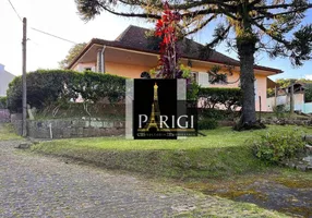 Foto 1 de Casa com 4 Quartos para venda ou aluguel, 216m² em Cristal, Porto Alegre