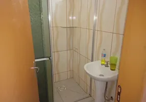 Foto 1 de Casa com 2 Quartos à venda, 60m² em Itapuã, Salvador