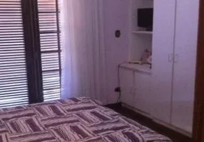 Foto 1 de Casa com 3 Quartos à venda, 250m² em Umuarama, Osasco