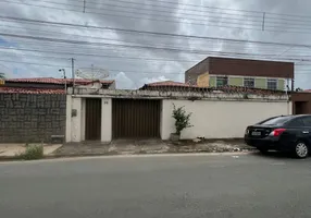 Foto 1 de Casa com 3 Quartos para alugar, 180m² em Recanto dos Vinhais, São Luís