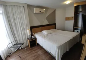 Foto 1 de Flat com 1 Quarto à venda, 45m² em Centro, Florianópolis