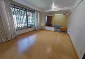 Foto 1 de Casa com 3 Quartos à venda, 235m² em Vila Libanesa, São Paulo