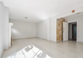 Foto 1 de Casa com 4 Quartos à venda, 205m² em Vila Congonhas, São Paulo