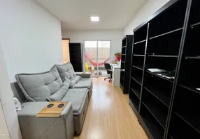 Foto 1 de Apartamento com 2 Quartos à venda, 46m² em Dom Bosco, Cuiabá