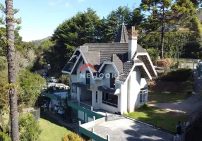 Foto 1 de Casa com 6 Quartos à venda, 330m² em Atalaia, Campos do Jordão