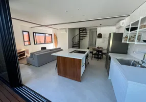 Foto 1 de Sobrado com 3 Quartos para venda ou aluguel, 187m² em Jurerê Internacional, Florianópolis