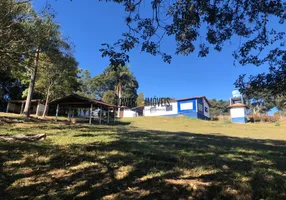 Foto 1 de Fazenda/Sítio com 3 Quartos à venda, 280m² em Pocinhos do Rio Verde , Caldas