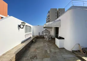 Foto 1 de Cobertura com 3 Quartos para alugar, 240m² em Pitangueiras, Guarujá