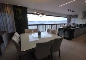 Foto 1 de Apartamento com 4 Quartos à venda, 184m² em Centro, Itapema