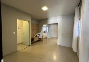 Foto 1 de Casa com 3 Quartos para alugar, 220m² em Vigilato Pereira, Uberlândia