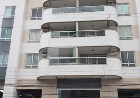 Foto 1 de Apartamento com 3 Quartos para alugar, 130m² em Centro, Campos dos Goytacazes