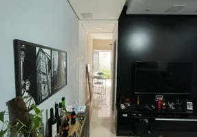 Foto 1 de Casa com 2 Quartos à venda, 63m² em Vila Ré, São Paulo