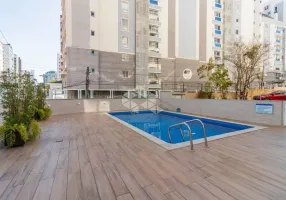 Foto 1 de Apartamento com 4 Quartos à venda, 165m² em Beira Mar, Florianópolis