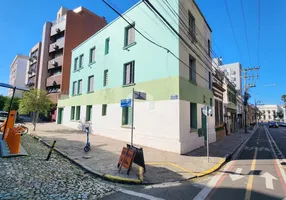 Foto 1 de Prédio Residencial com 9 Quartos à venda, 550m² em Bom Fim, Porto Alegre