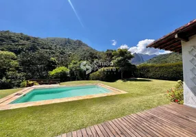 Foto 1 de Casa de Condomínio com 4 Quartos à venda, 400m² em Correas, Petrópolis