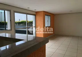 Foto 1 de Apartamento com 4 Quartos para alugar, 160m² em Osvaldo Rezende, Uberlândia
