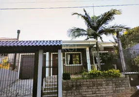 Foto 1 de Casa com 2 Quartos à venda, 213m² em Santa Fé, Porto Alegre