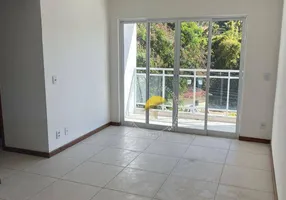 Foto 1 de Apartamento com 2 Quartos à venda, 56m² em Pedro do Rio, Petrópolis