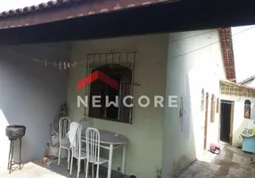 Foto 1 de Casa com 2 Quartos à venda, 60m² em Balneario Flórida Mirim, Mongaguá