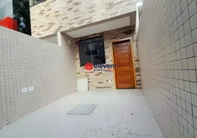 Foto 1 de Casa com 3 Quartos para alugar, 92m² em Boqueirão, Santos