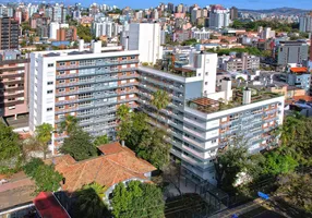 Foto 1 de Apartamento com 2 Quartos à venda, 55m² em Moinhos de Vento, Porto Alegre
