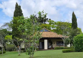 Foto 1 de Fazenda/Sítio com 3 Quartos à venda, 270m² em Area Rural de Tatui, Tatuí