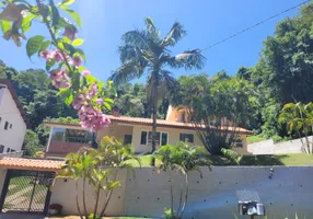 Foto 1 de Casa de Condomínio com 3 Quartos à venda, 200m² em Caraguata, Mairiporã
