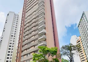 Foto 1 de Apartamento com 4 Quartos para alugar, 242m² em Água Verde, Curitiba