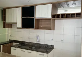 Foto 1 de Apartamento com 2 Quartos à venda, 57m² em Abrantes, Camaçari