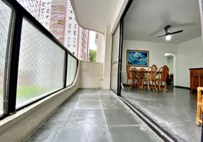 Foto 1 de Apartamento com 4 Quartos à venda, 140m² em Pitangueiras, Guarujá