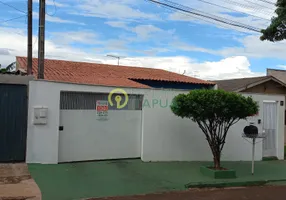 Foto 1 de Casa com 2 Quartos à venda, 120m² em Eucaliptos, Londrina