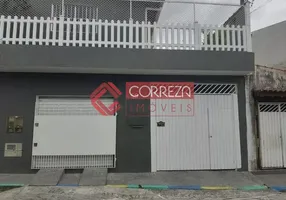 Foto 1 de Casa com 3 Quartos à venda, 200m² em Vila Miranda, Itaquaquecetuba